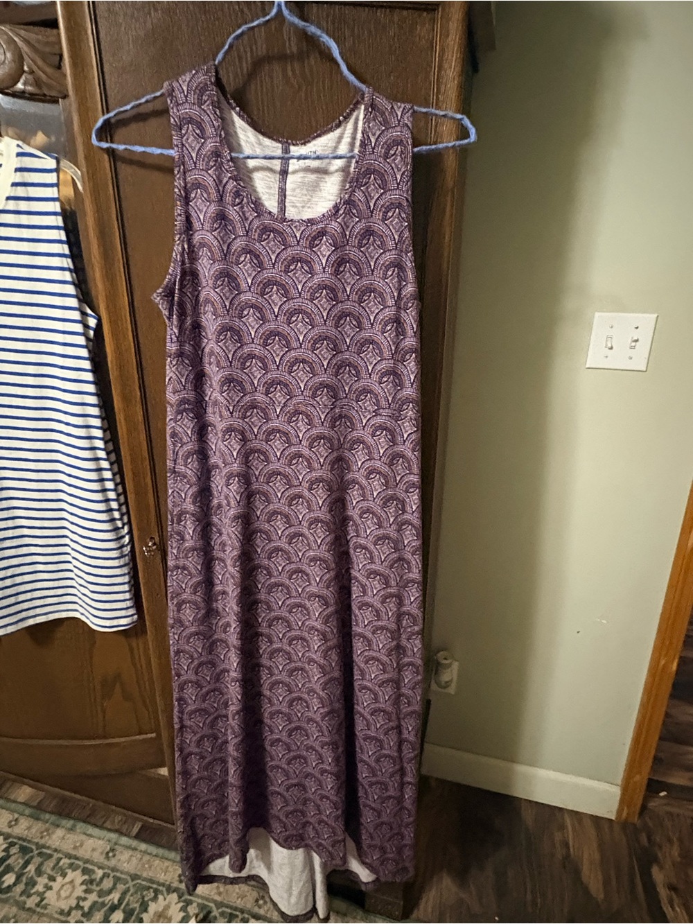 Duluth Sleeveless Purple Printed Maxi Dress (High low)